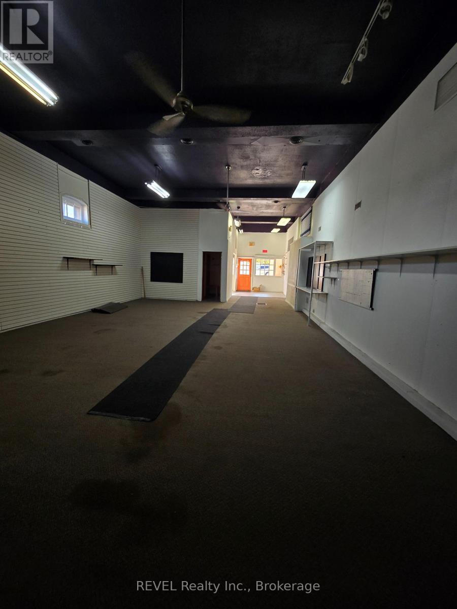 75 Manitoba Street, Bracebridge, Ontario  P1L 2B2 - Photo 9 - X12449617