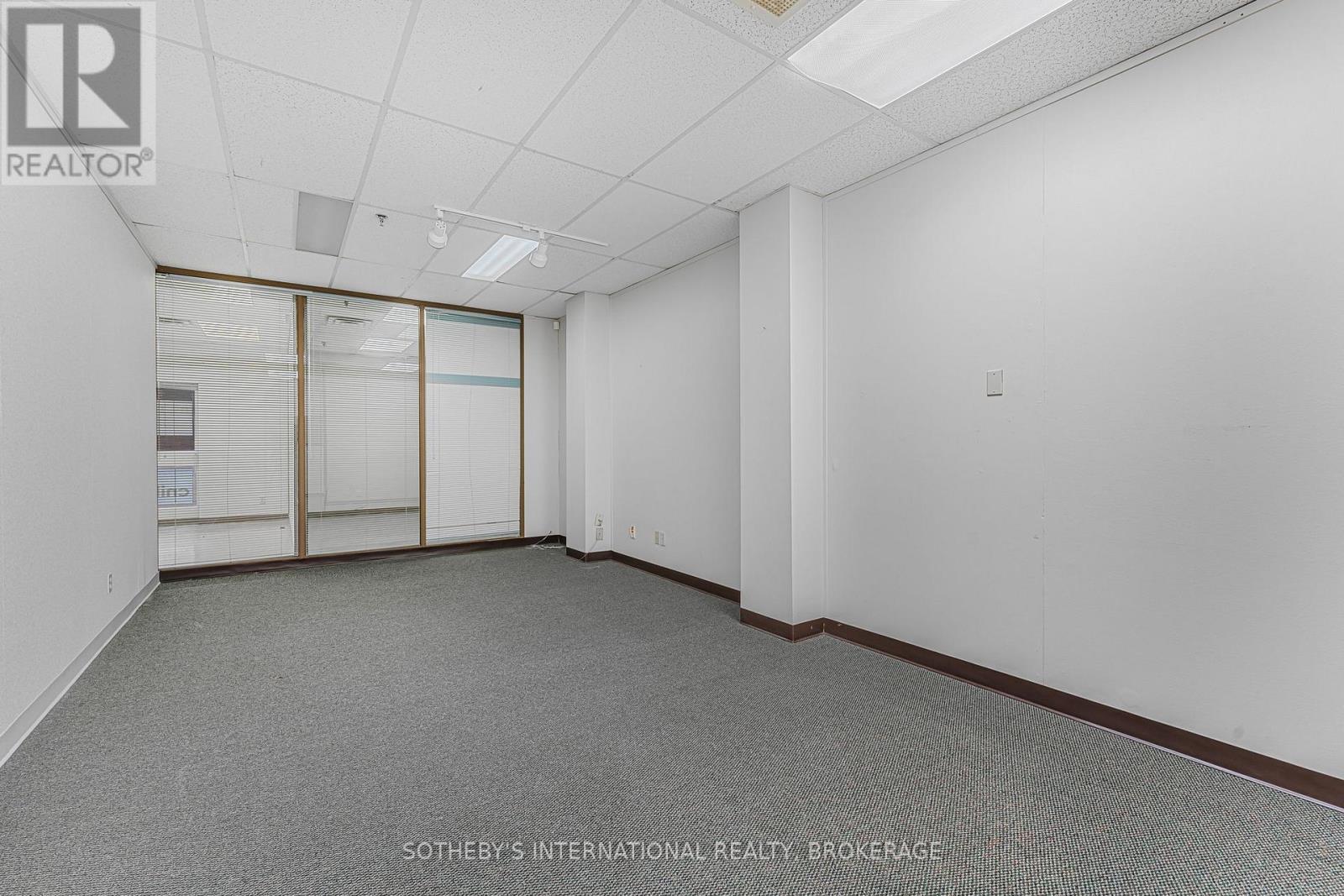 100 - 243 Church Street, St. Catharines, Ontario  L2R 3E8 - Photo 12 - X12449681