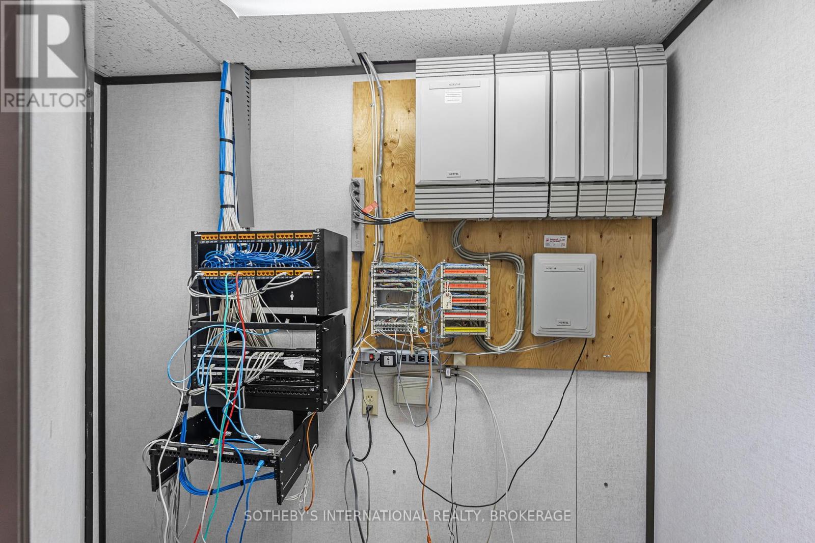 100 - 243 Church Street, St. Catharines, Ontario  L2R 3E8 - Photo 16 - X12449681