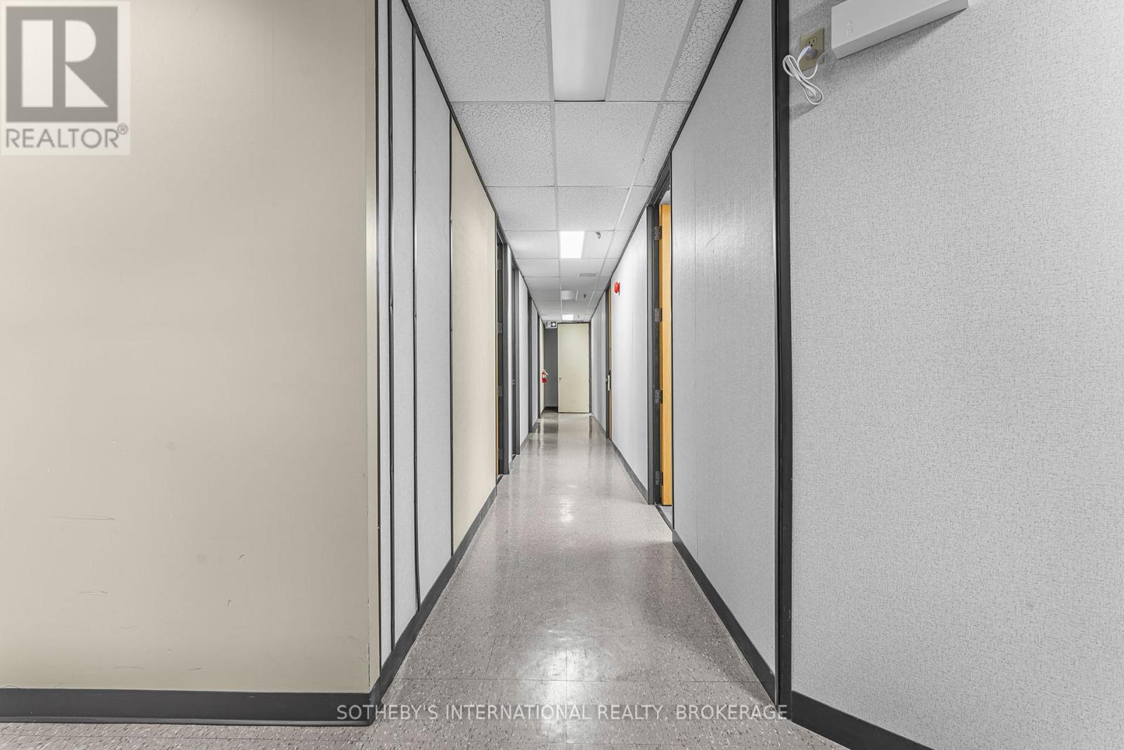 100 - 243 Church Street, St. Catharines, Ontario  L2R 3E8 - Photo 17 - X12449681