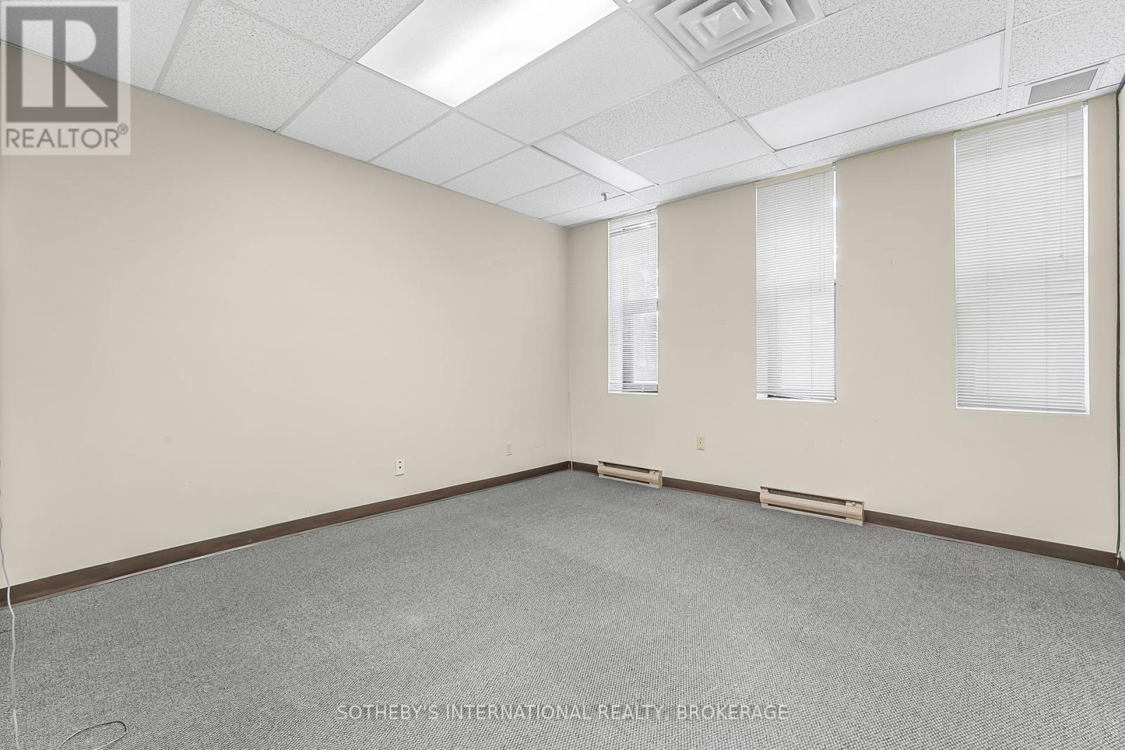 100 - 243 Church Street, St. Catharines, Ontario  L2R 3E8 - Photo 9 - X12449681