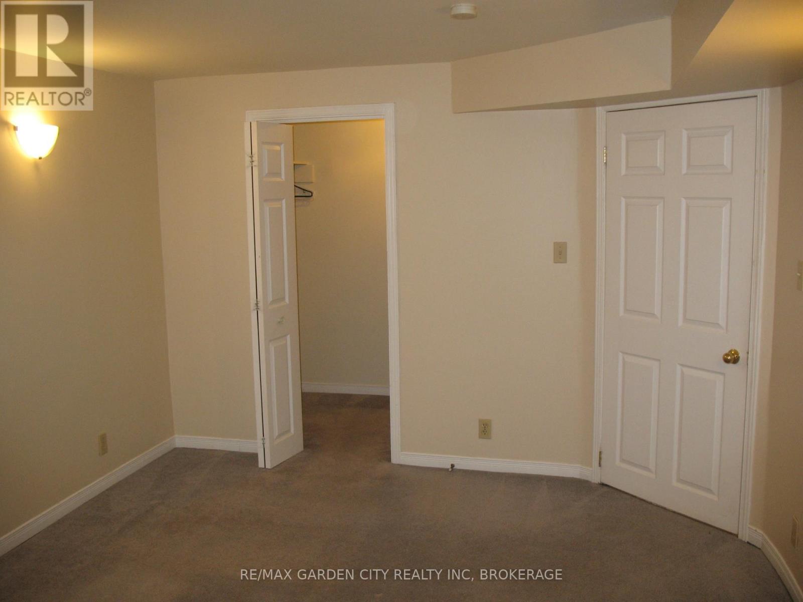 4549 Carriage Road, Lincoln, Ontario  L3J 0C2 - Photo 18 - X12449689