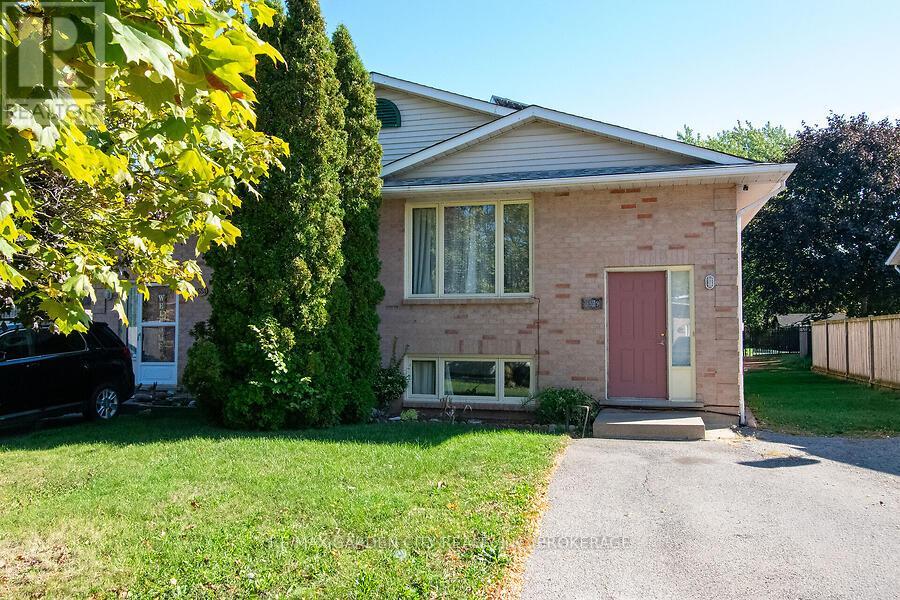 4549 Carriage Road, Lincoln, Ontario  L3J 0C2 - Photo 2 - X12449689