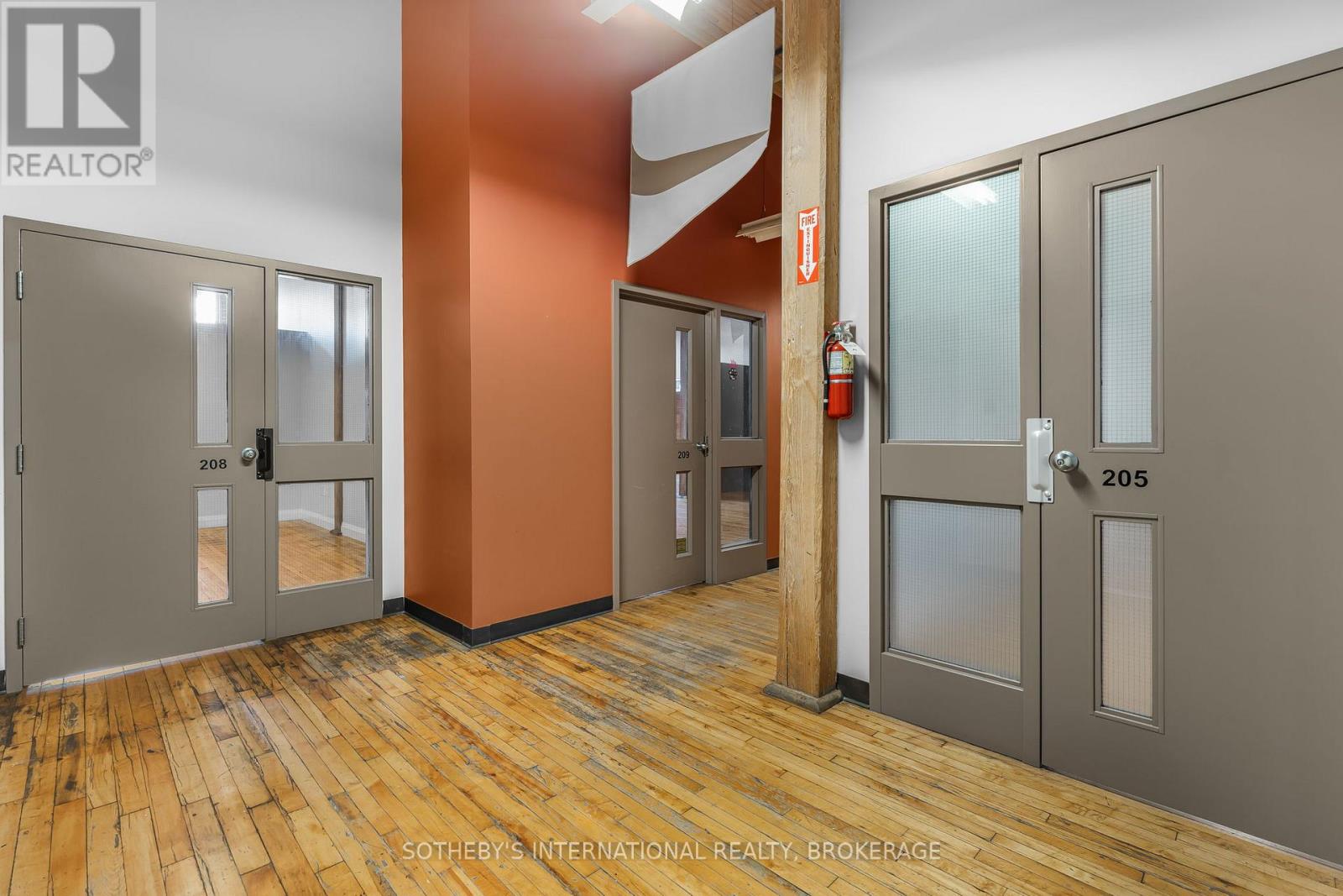 205 - 243 Church Street, St. Catharines, Ontario  L2R 3E8 - Photo 7 - X12449704