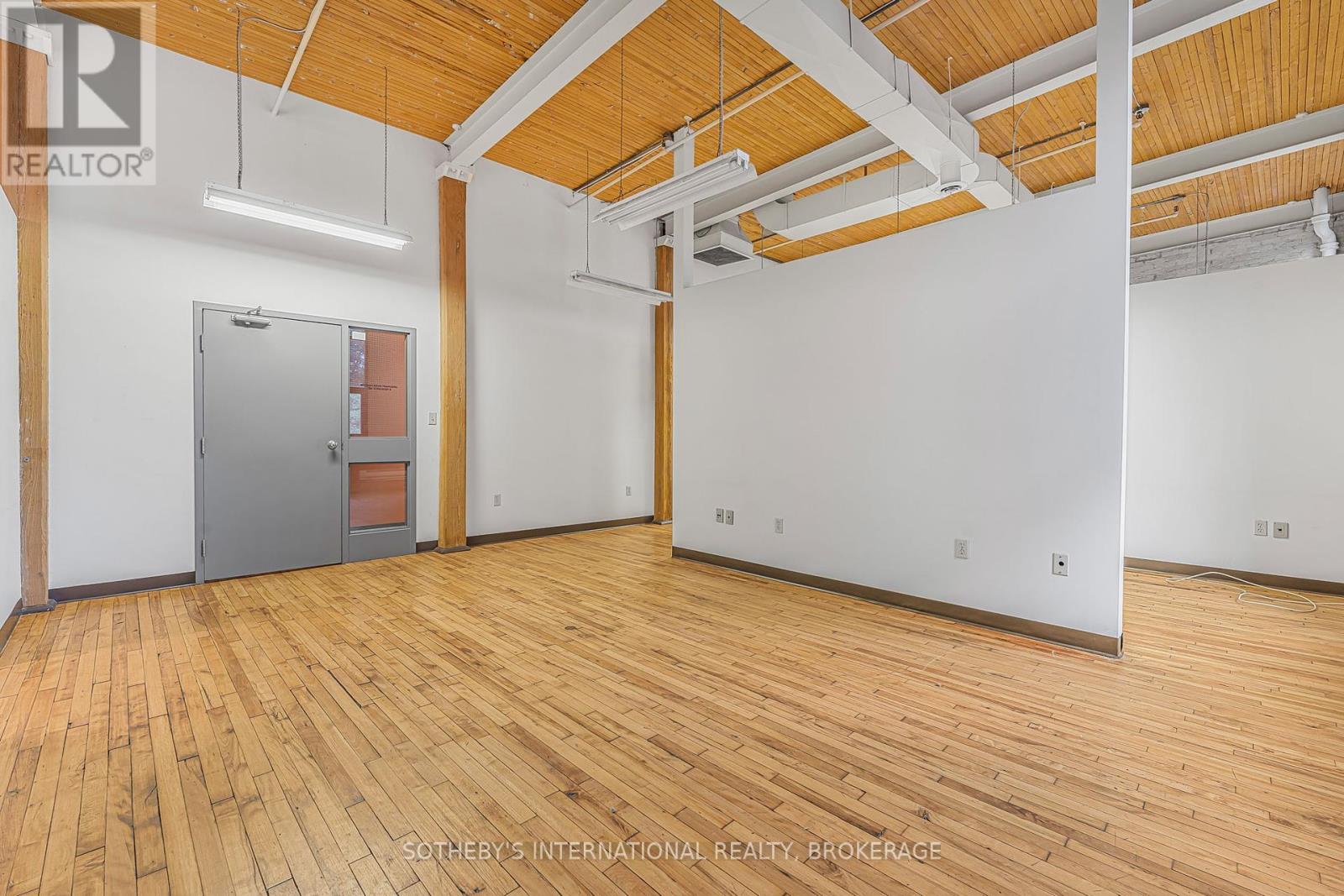 207 - 243 Church Street, St. Catharines, Ontario  L2R 3E8 - Photo 8 - X12449705