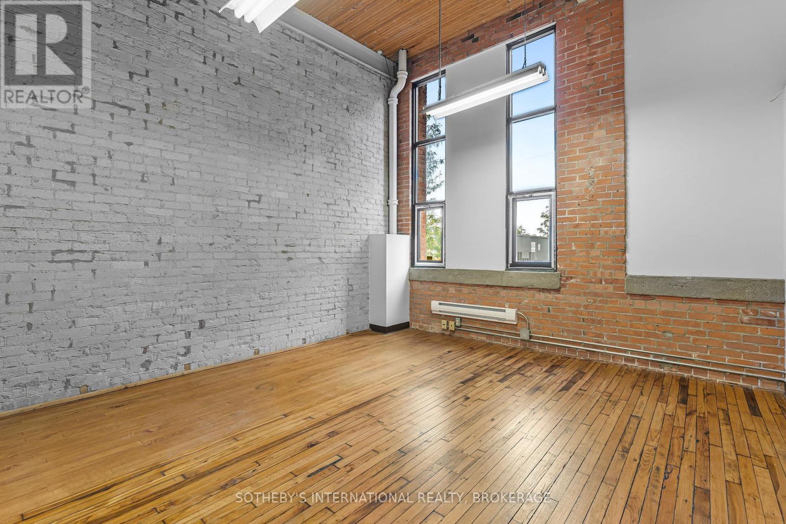 209 - 243 Church Street, St. Catharines, Ontario  L2R 3E8 - Photo 15 - X12449709