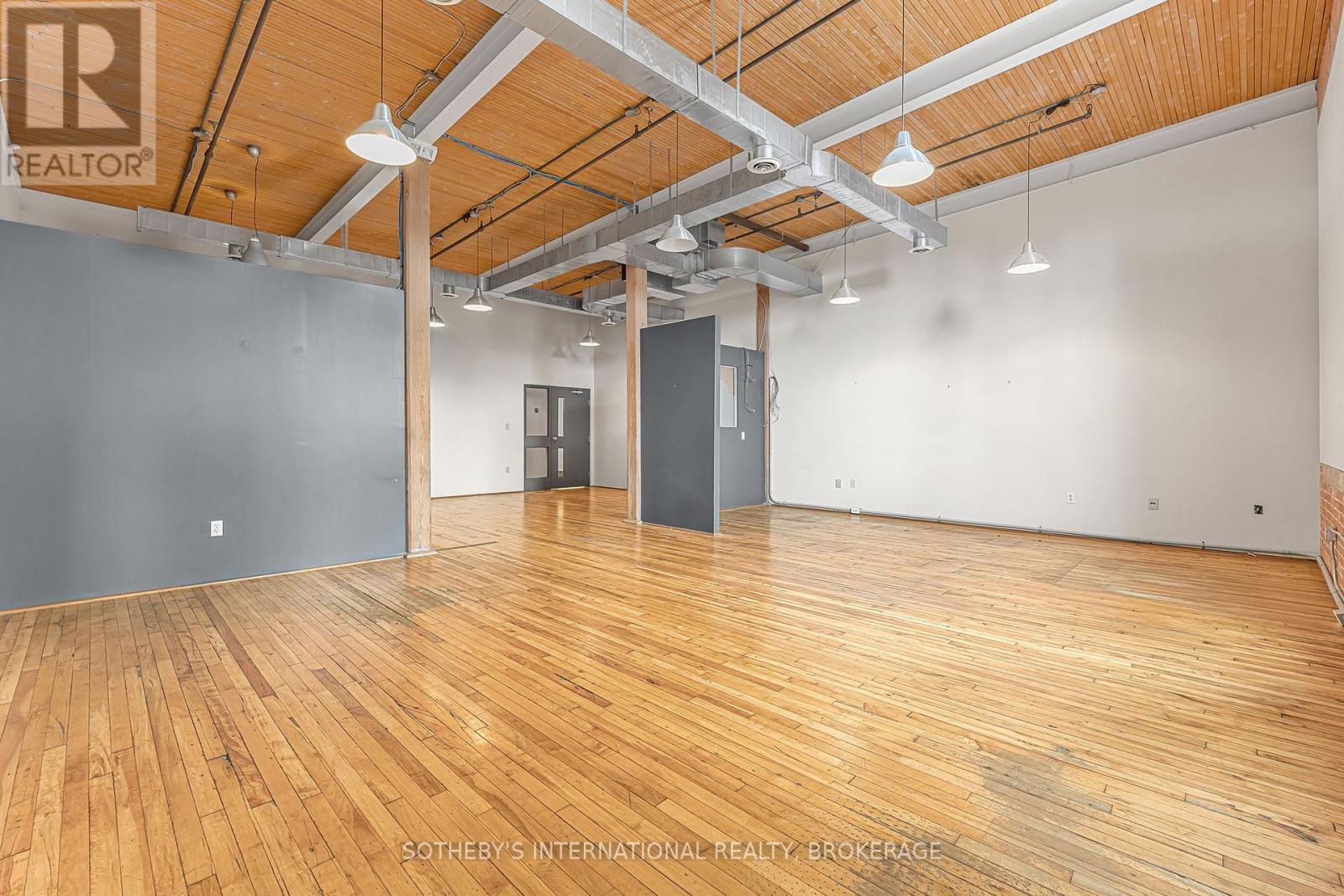 209 - 243 Church Street, St. Catharines, Ontario  L2R 3E8 - Photo 9 - X12449709