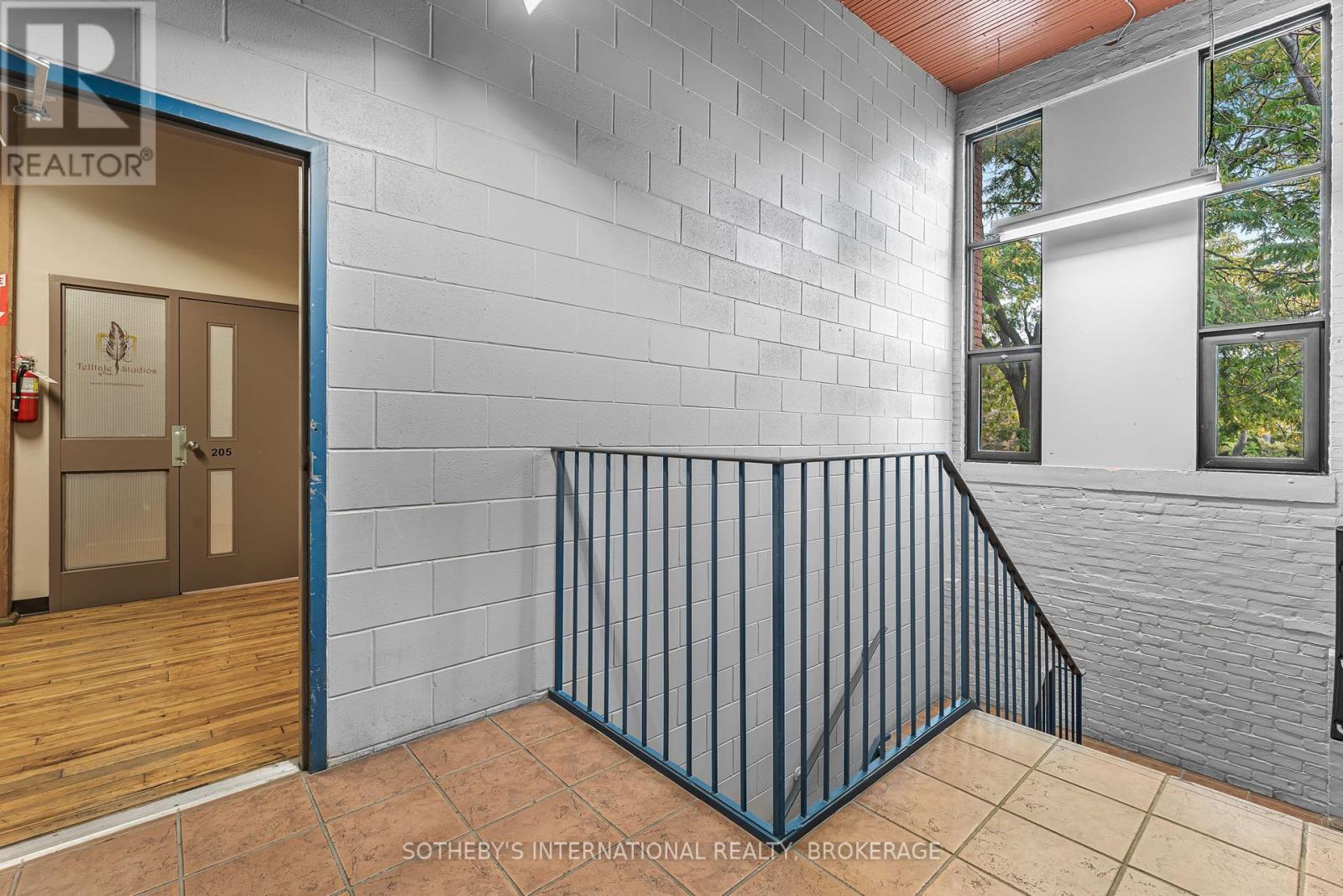 211 - 243 Church Street, St. Catharines, Ontario  L2R 3E8 - Photo 7 - X12449713