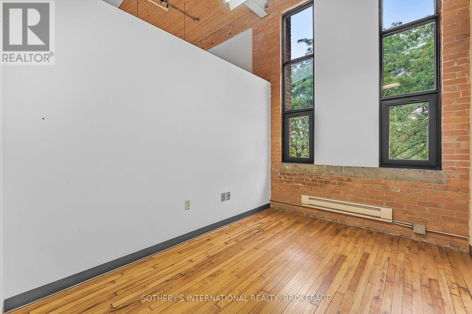 211 - 243 Church Street, St. Catharines, Ontario  L2R 3E8 - Photo 8 - X12449713