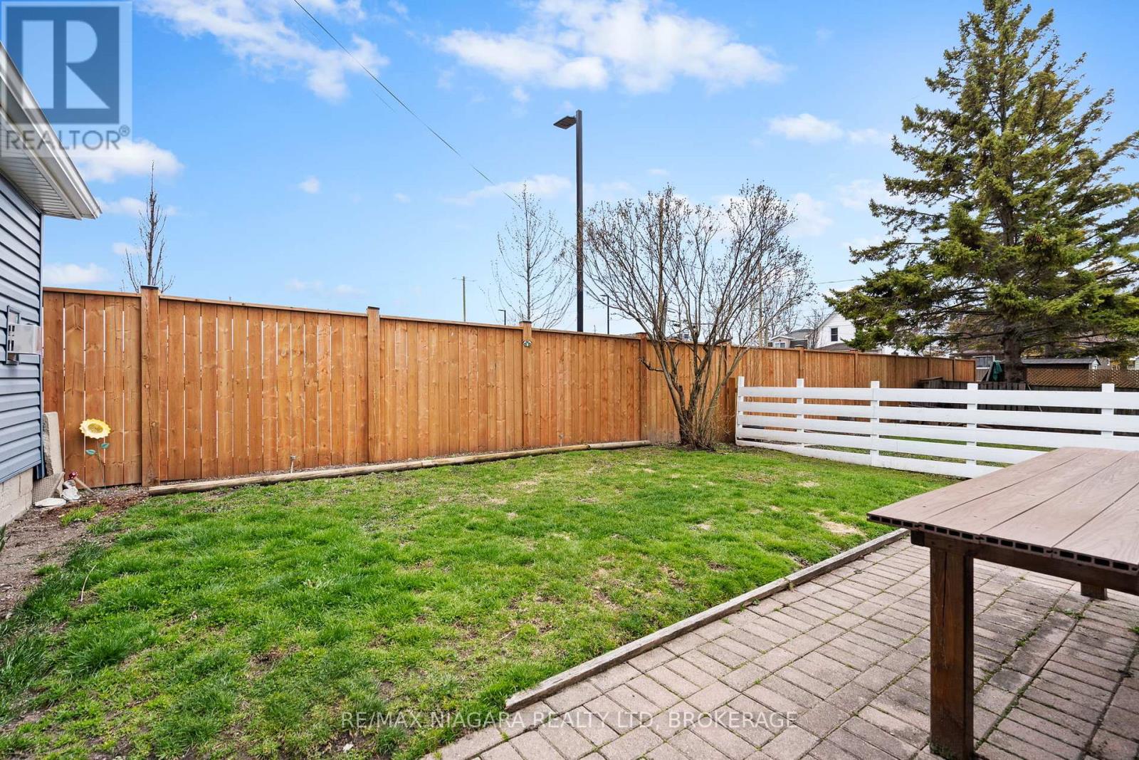 87-89 King Street, Port Colborne, Ontario  L3K 4G1 - Photo 20 - X12449835