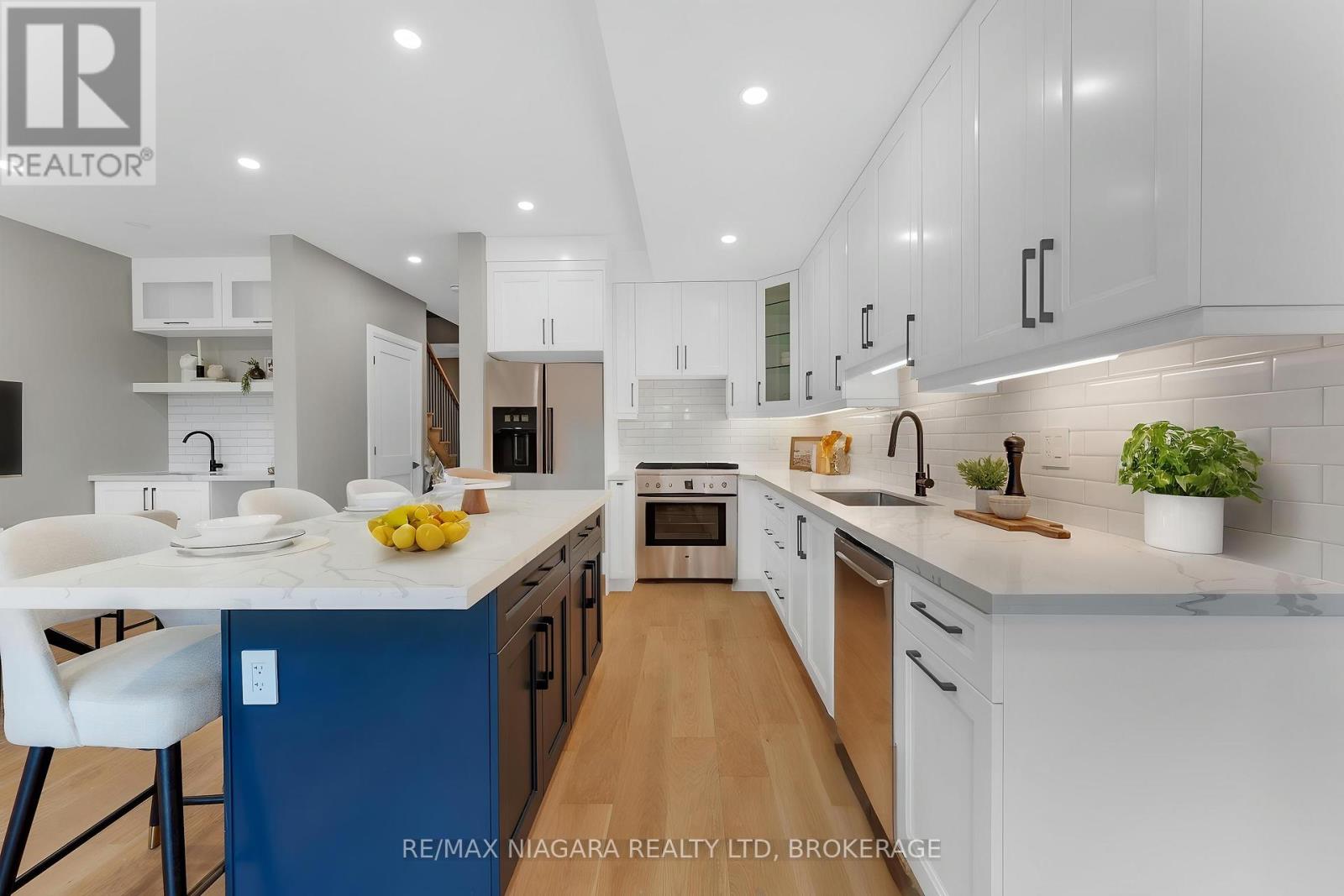 6204 Curlin Crescent, Niagara Falls, Ontario  L2H 0B8 - Photo 8 - X12450012