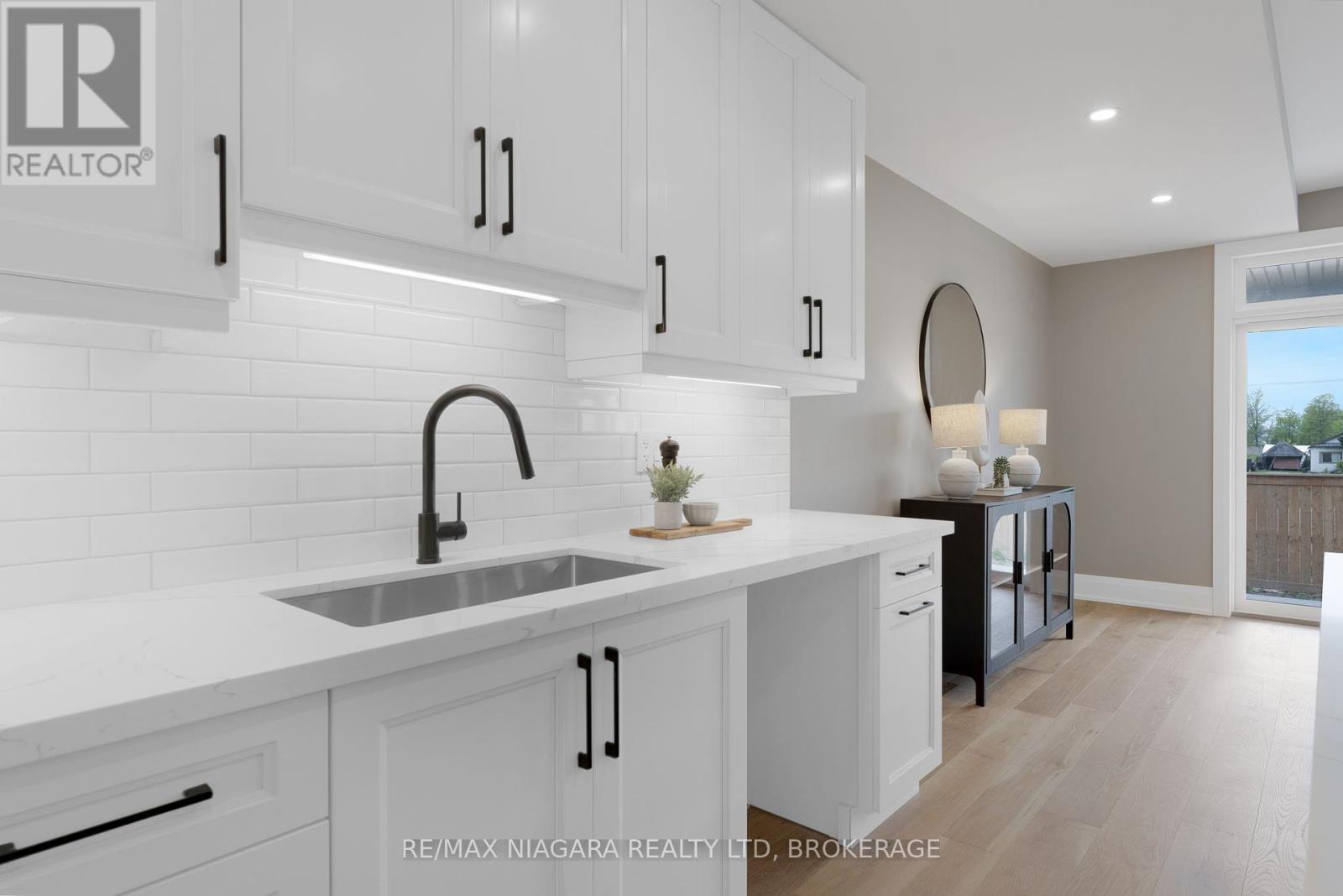 6208 Curlin Crescent, Niagara Falls, Ontario  L2H 0B8 - Photo 9 - X12450020