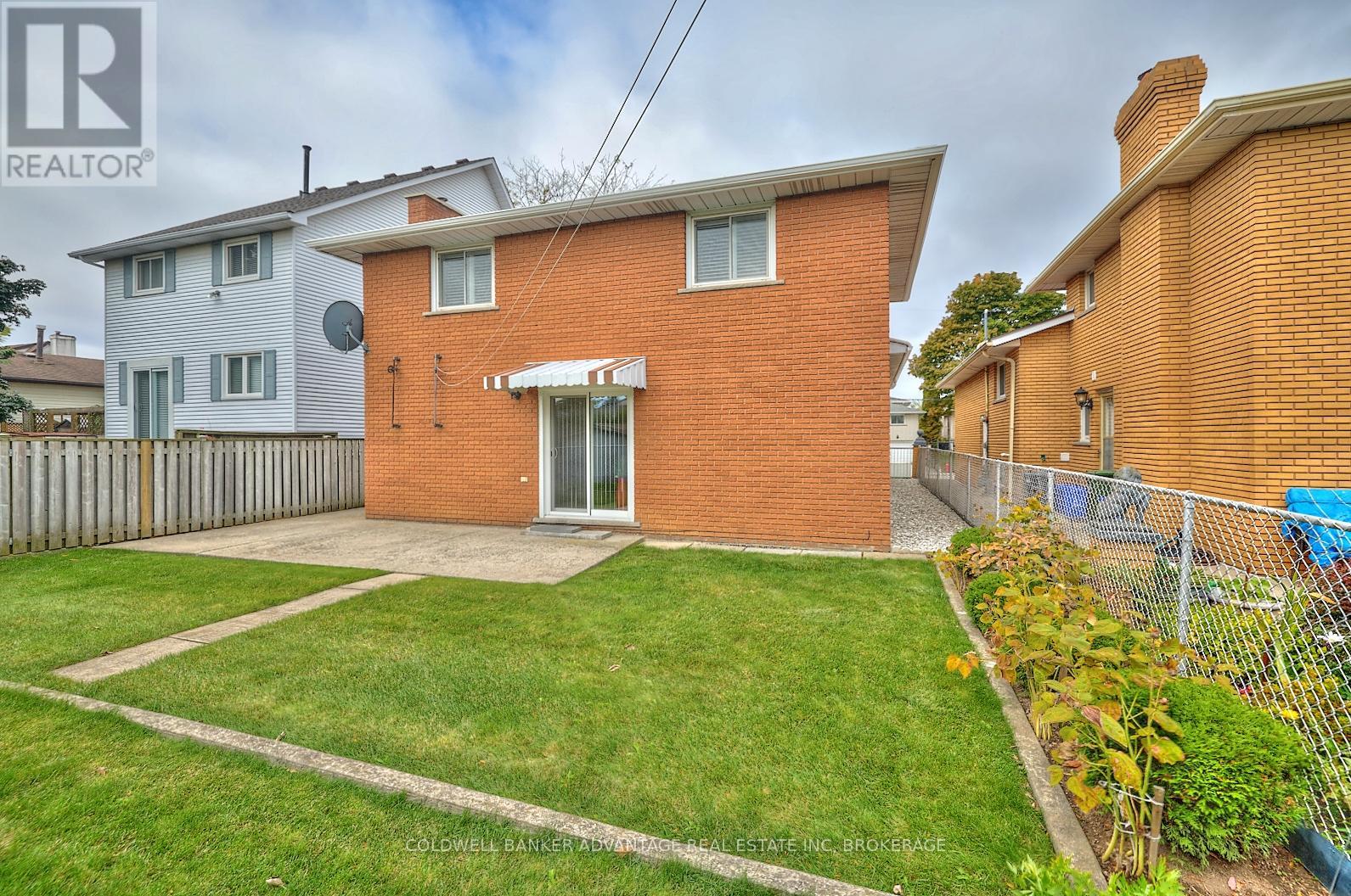 27 Quinn Avenue, Hamilton, Ontario  L8W 1K4 - Photo 35 - X12450915