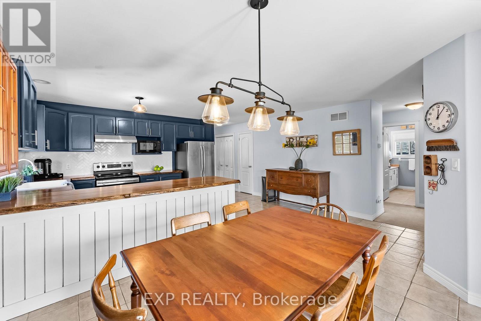 8 Lindan Street, West Lincoln, Ontario  L0R 2A0 - Photo 15 - X12451184