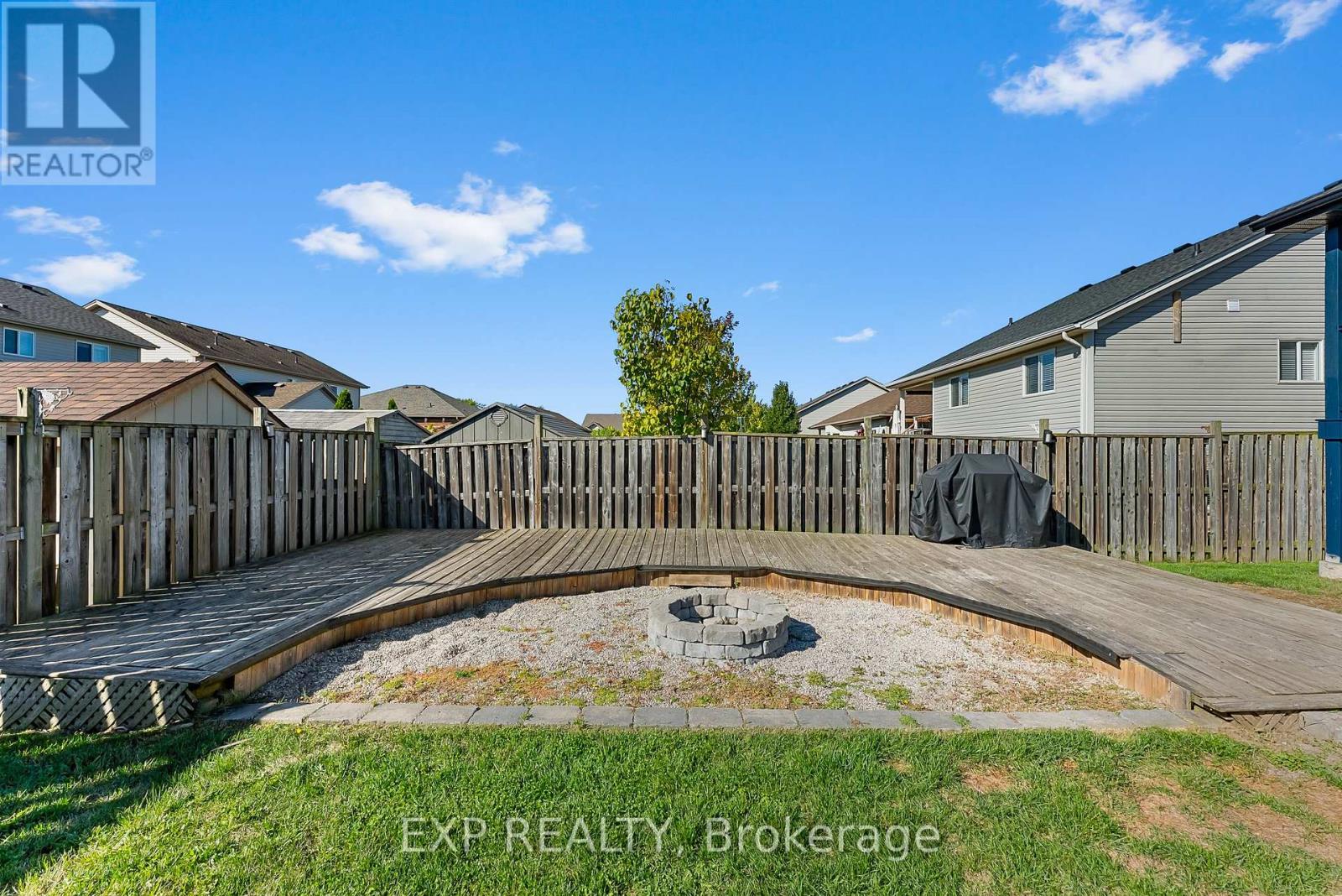 8 Lindan Street, West Lincoln, Ontario  L0R 2A0 - Photo 37 - X12451184