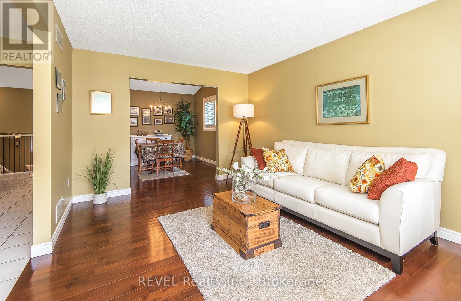 307 Beckett Crescent, Pelham, Ontario  L3E 0N5 - Photo 7 - X12451200