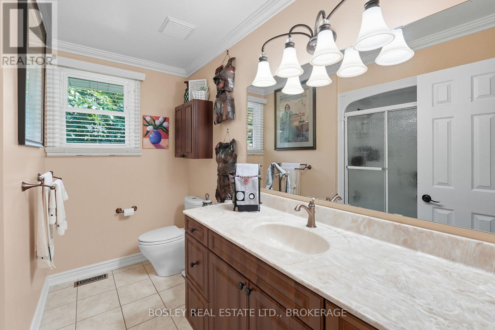 10 Northgate Circle, Niagara-On-The-Lake, Ontario  L0S 1J0 - Photo 12 - X12451372