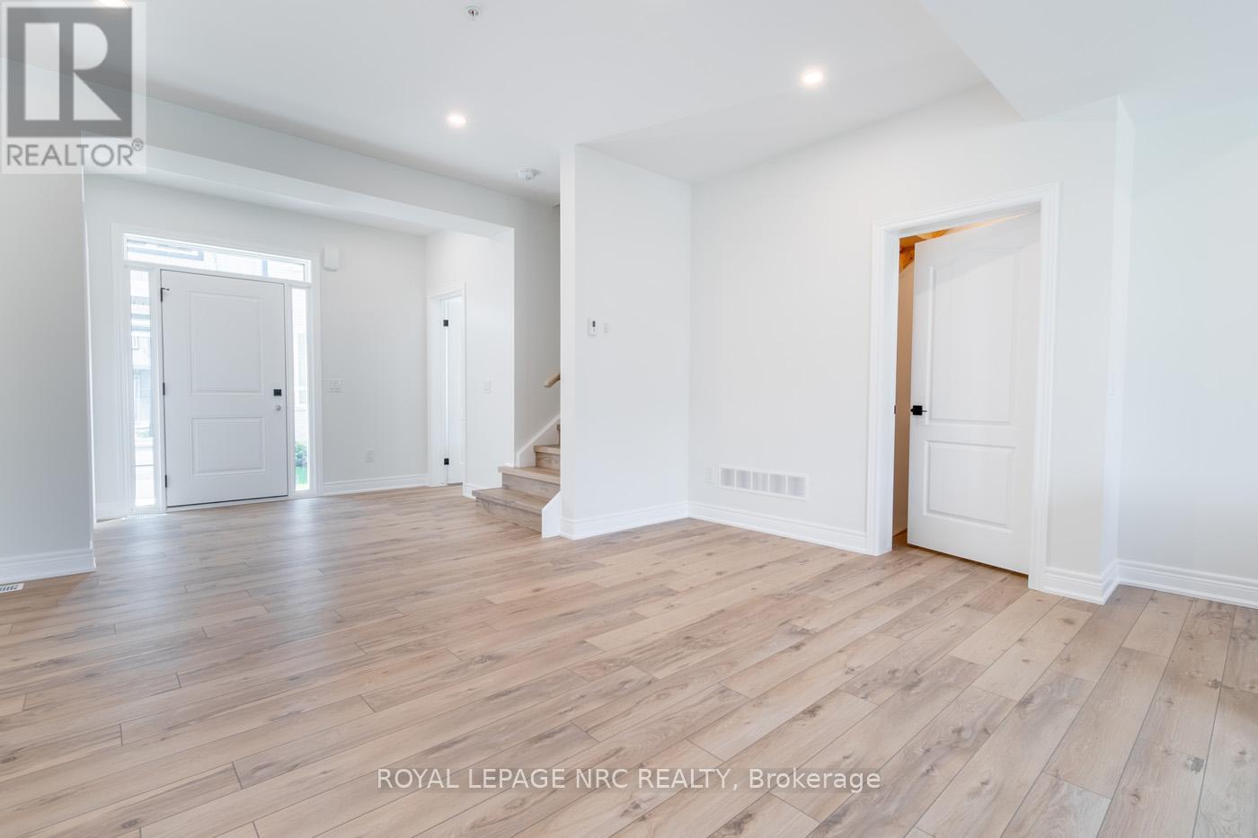 15 - 121a Moffatt Street, St. Catharines, Ontario  L2P 0G4 - Photo 21 - X12452270