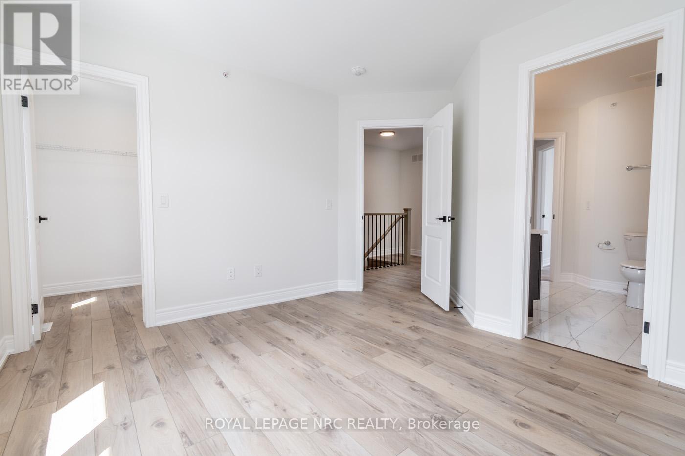 15 - 121a Moffatt Street, St. Catharines, Ontario  L2P 0G4 - Photo 32 - X12452270