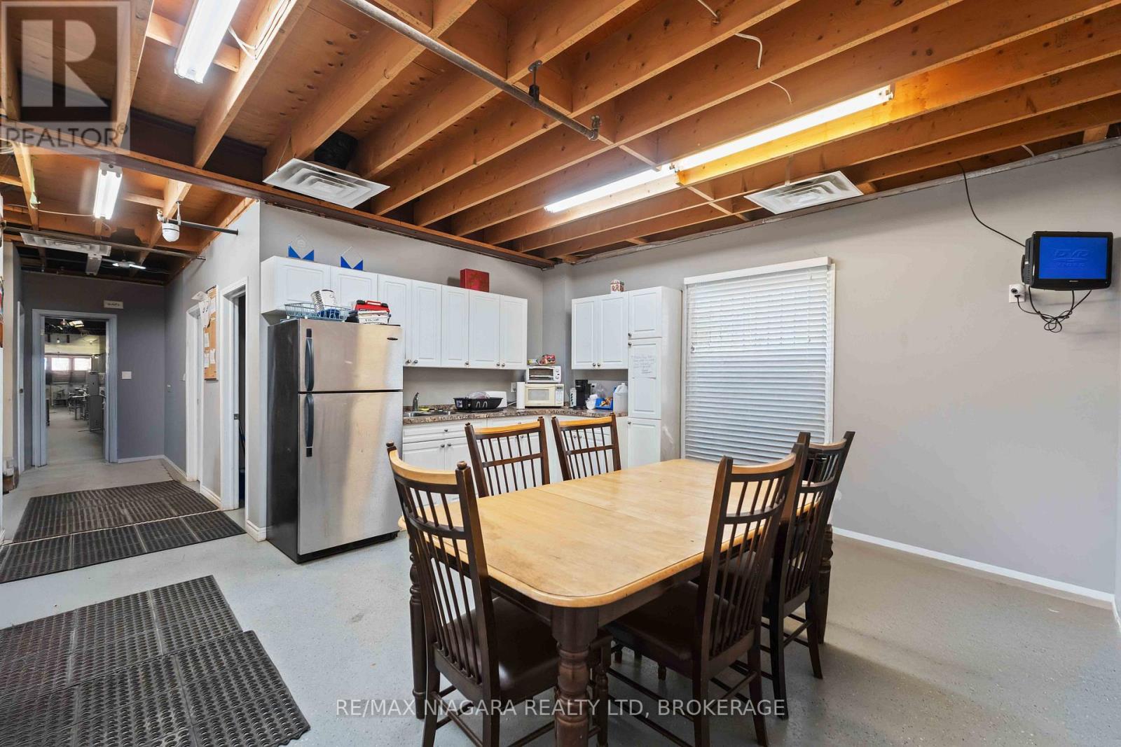 155 - 157 Cushman Road, St. Catharines, Ontario  L2M 6T4 - Photo 11 - X12452551