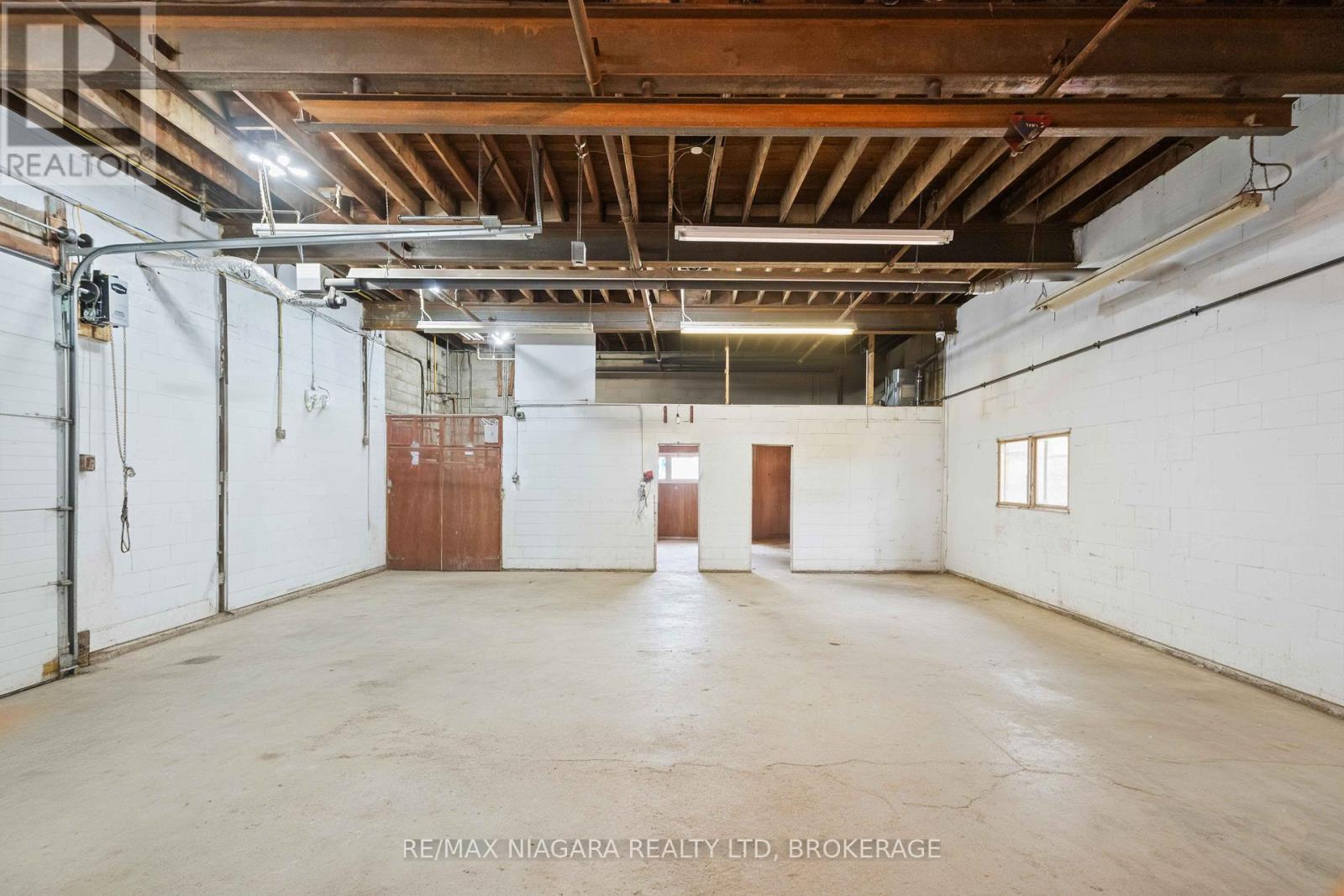 155 - 157 Cushman Road, St. Catharines, Ontario  L2M 6T4 - Photo 3 - X12452551