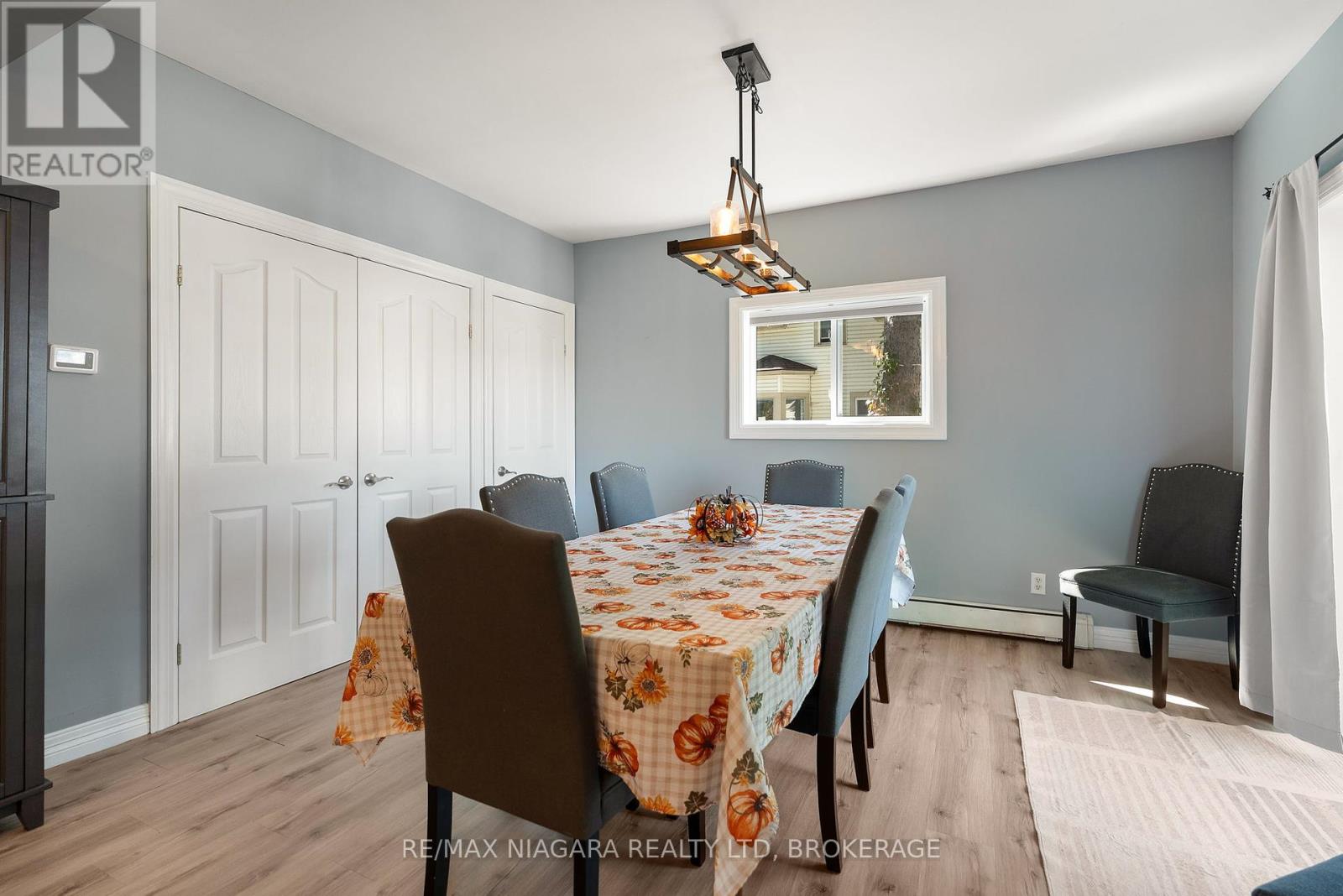 31 Murray Street, Fort Erie, Ontario  L2A 2A3 - Photo 12 - X12453430