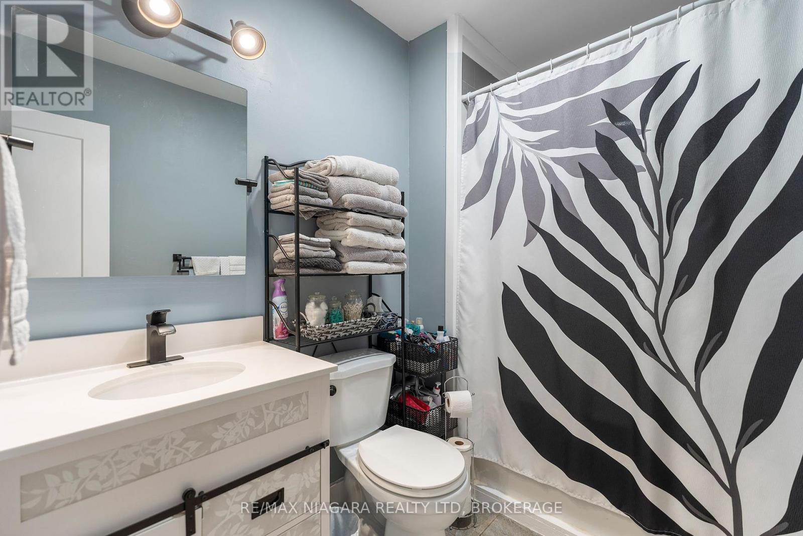 31 Murray Street, Fort Erie, Ontario  L2A 2A3 - Photo 20 - X12453430