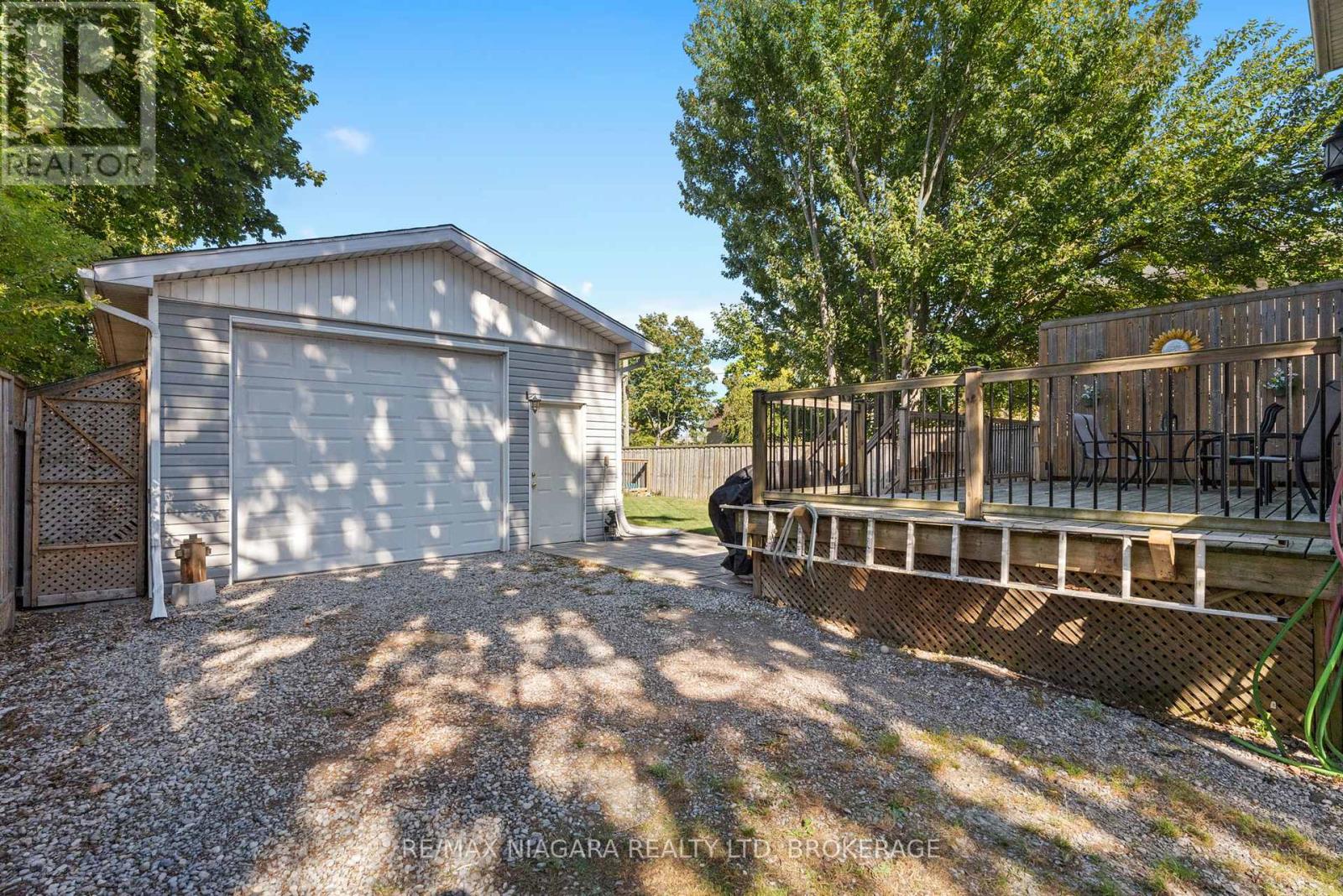 31 Murray Street, Fort Erie, Ontario  L2A 2A3 - Photo 23 - X12453430