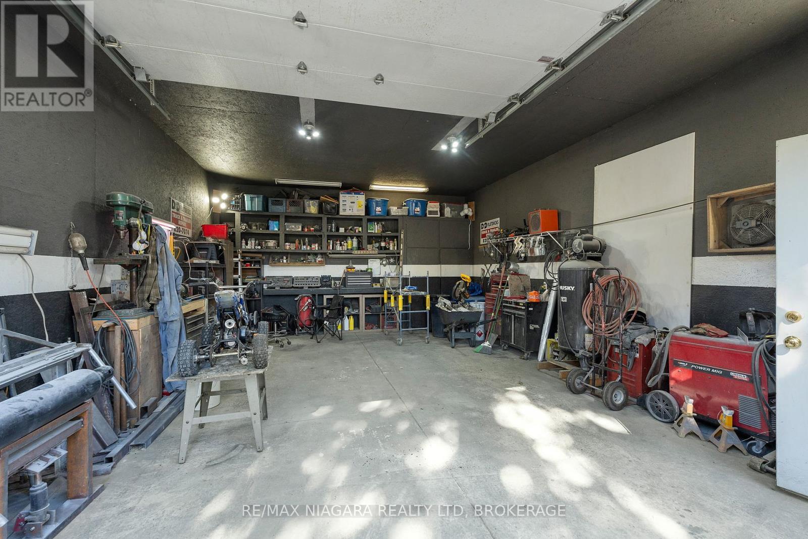 31 Murray Street, Fort Erie, Ontario  L2A 2A3 - Photo 24 - X12453430