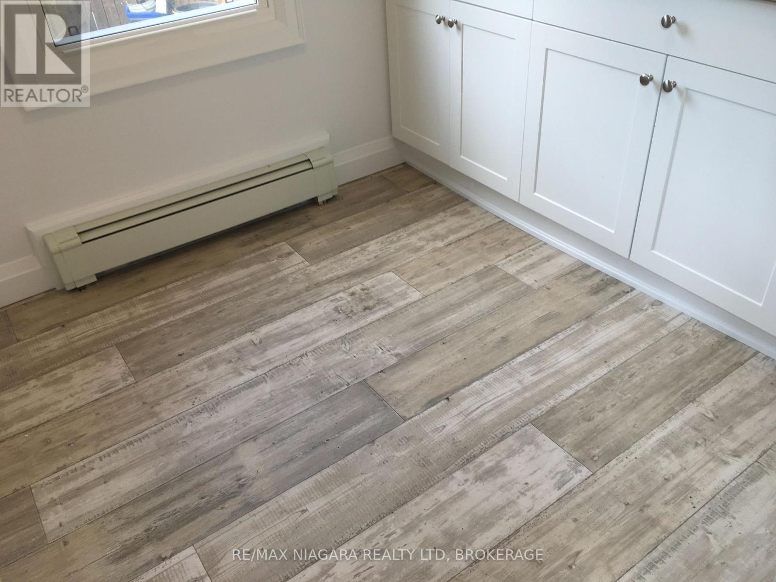 163 Welland Avenue, St. Catharines, Ontario  L2R 2N9 - Photo 22 - X12455533