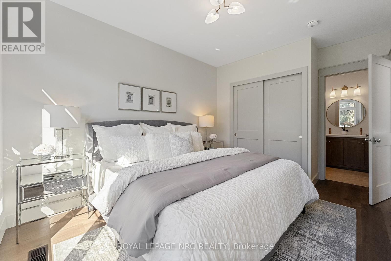 281 Elmwood Avenue, Fort Erie, Ontario  L0S 1B0 - Photo 23 - X12455695