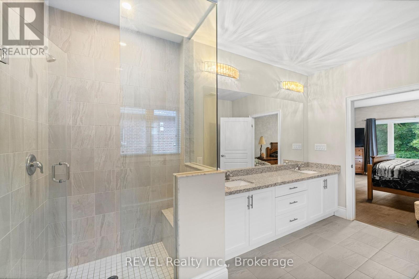 46 Philmori Boulevard, Pelham, Ontario  L0S 1E5 - Photo 25 - X12455754