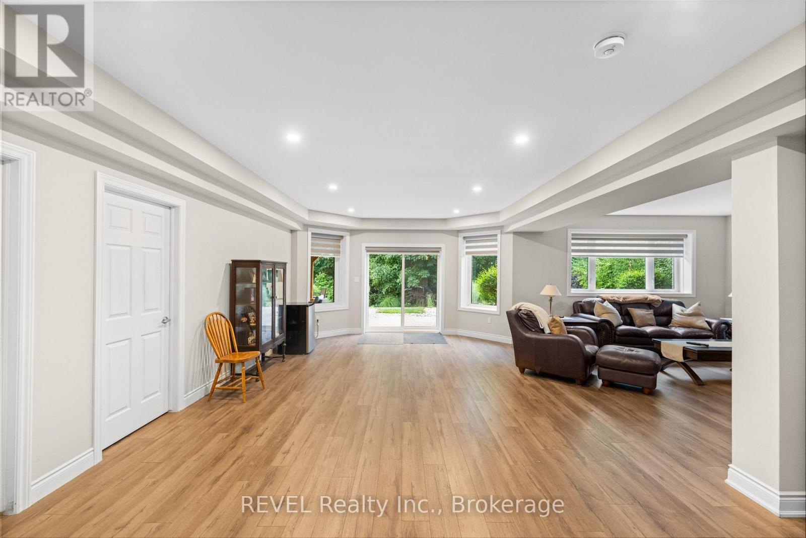 46 Philmori Boulevard, Pelham, Ontario  L0S 1E5 - Photo 34 - X12455754