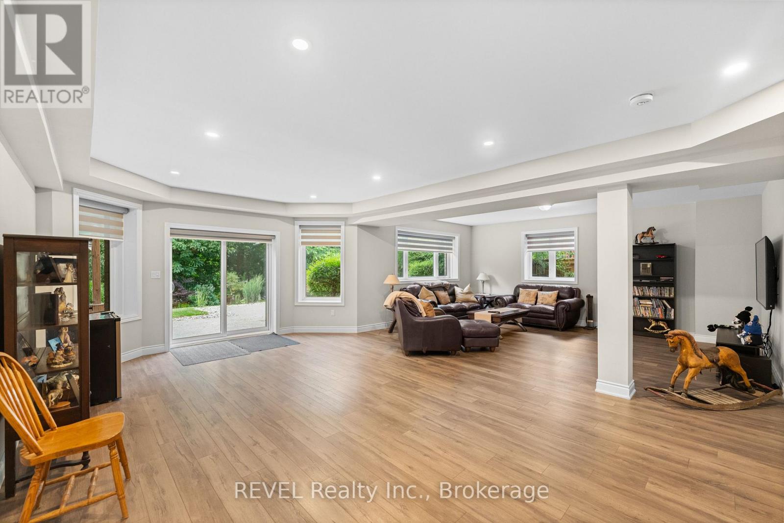 46 Philmori Boulevard, Pelham, Ontario  L0S 1E5 - Photo 39 - X12455754