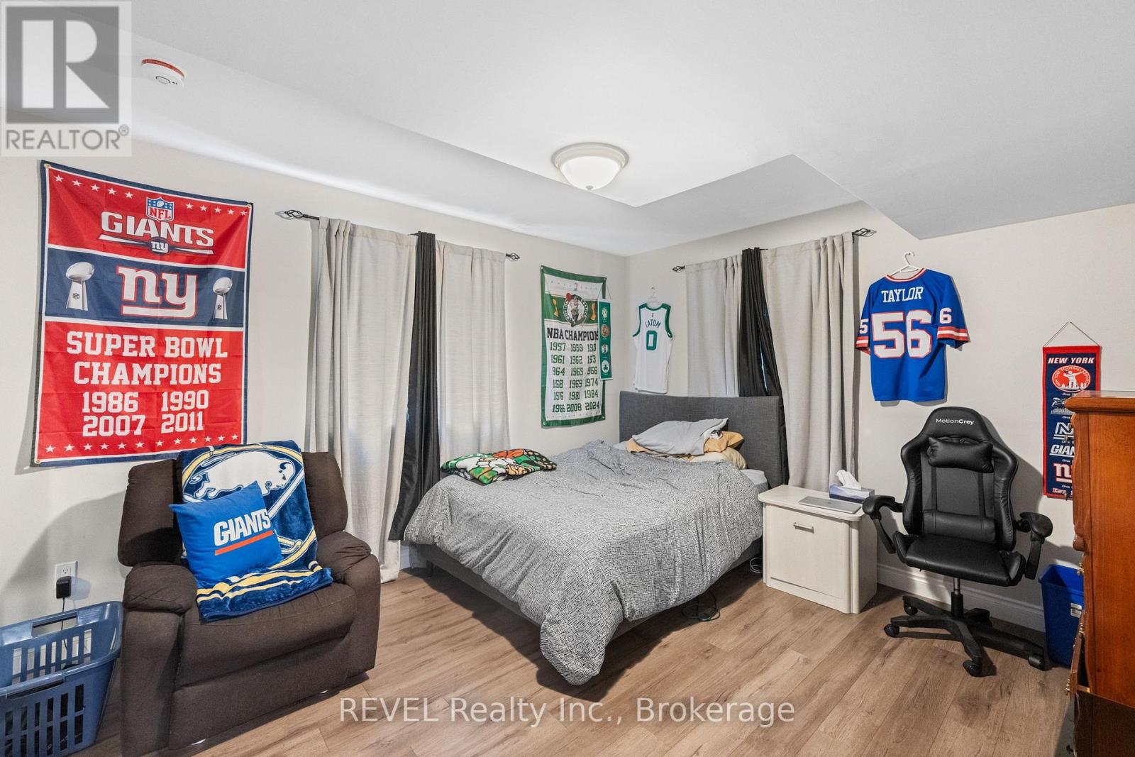 46 Philmori Boulevard, Pelham, Ontario  L0S 1E5 - Photo 41 - X12455754