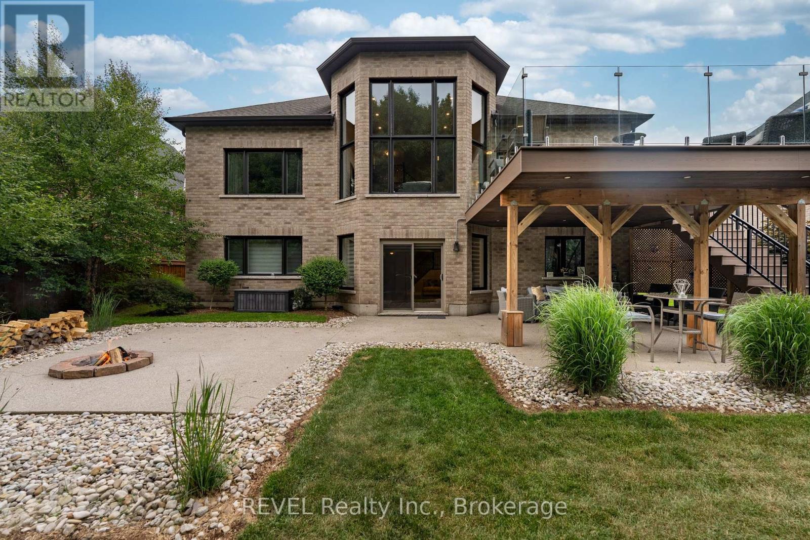 46 Philmori Boulevard, Pelham, Ontario  L0S 1E5 - Photo 47 - X12455754