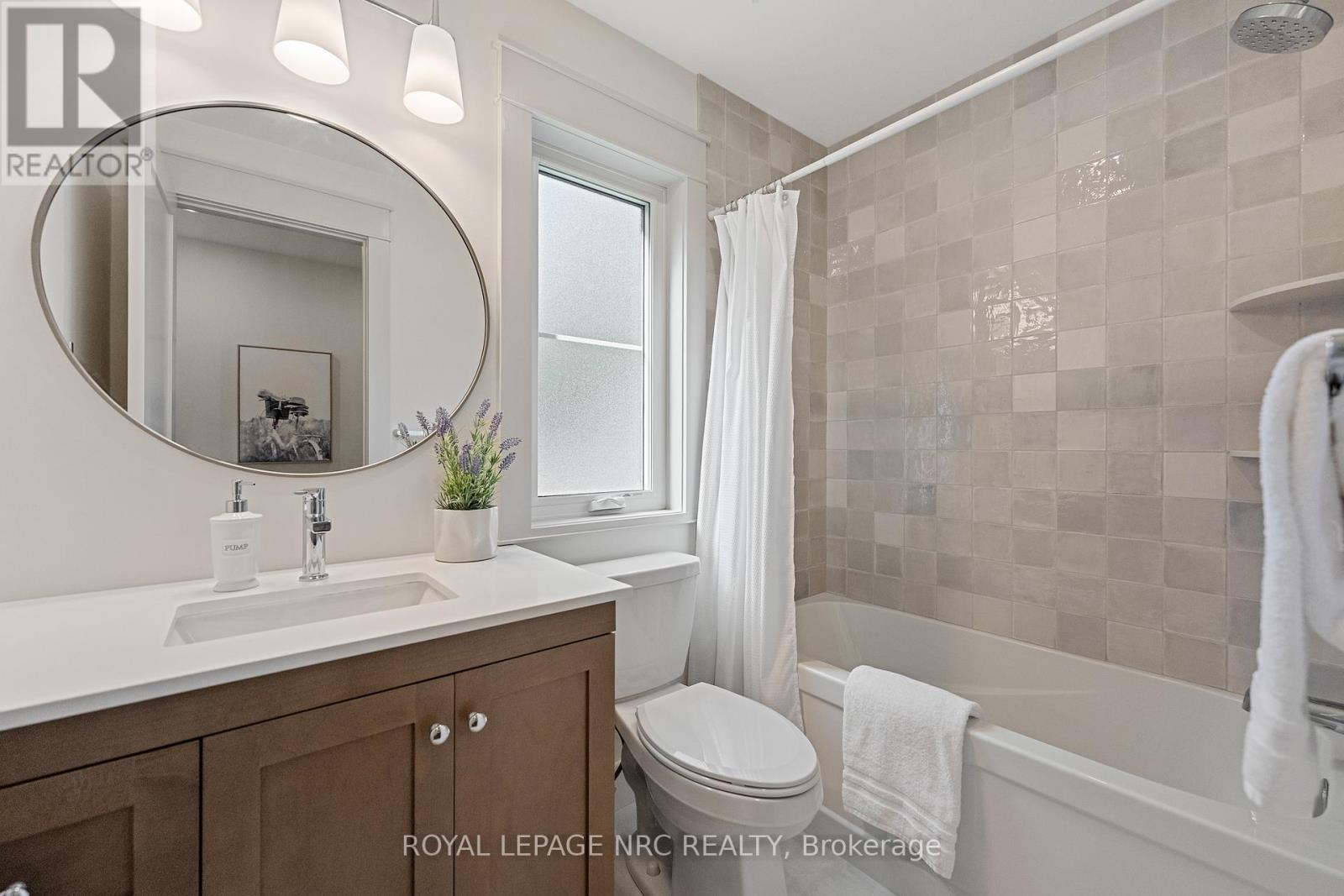 4062 Glenspring Road, Fort Erie, Ontario  L0S 1B0 - Photo 19 - X12456133