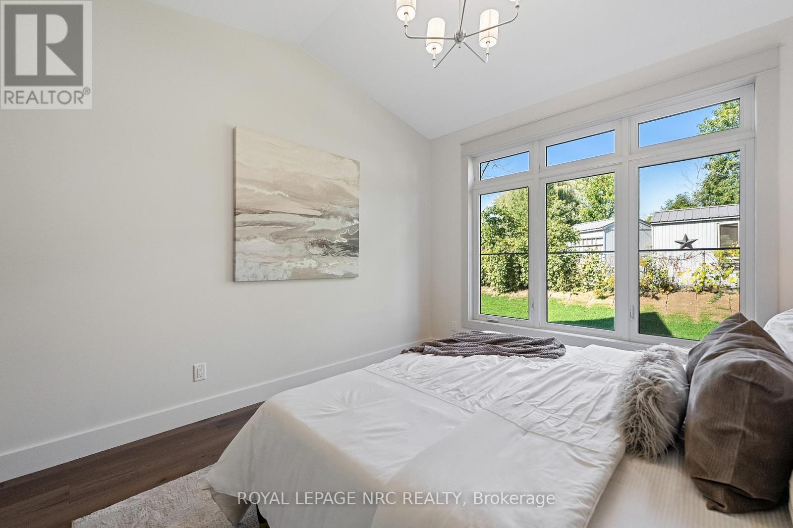 4062 Glenspring Road, Fort Erie, Ontario  L0S 1B0 - Photo 22 - X12456133