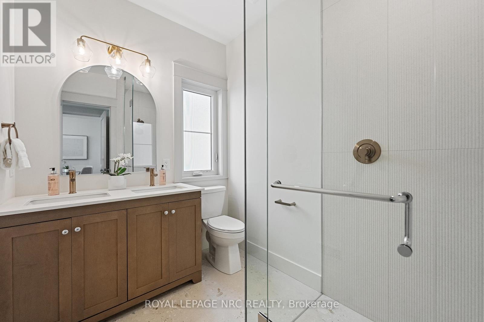 4062 Glenspring Road, Fort Erie, Ontario  L0S 1B0 - Photo 23 - X12456133