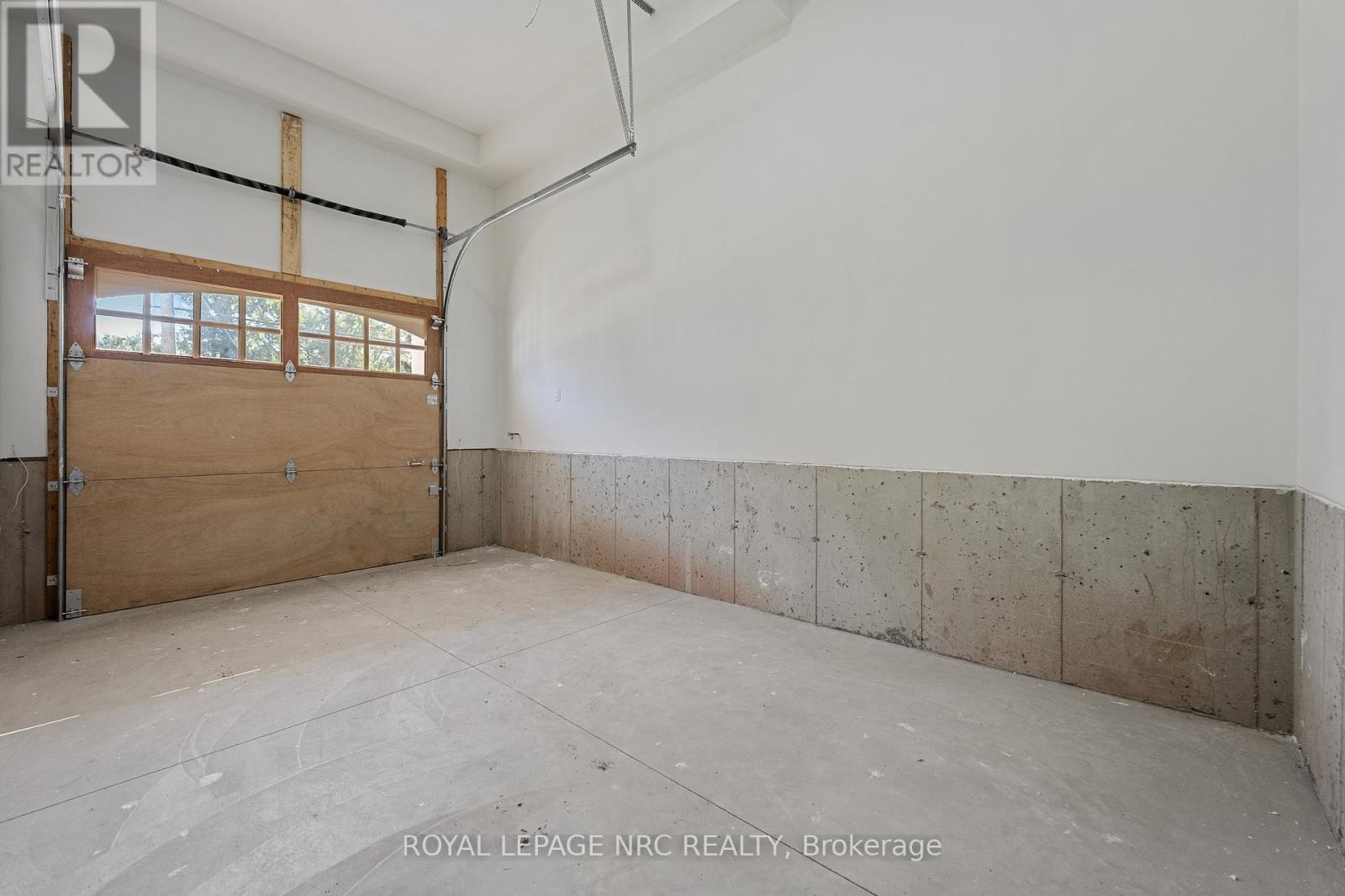 4062 Glenspring Road, Fort Erie, Ontario  L0S 1B0 - Photo 37 - X12456133