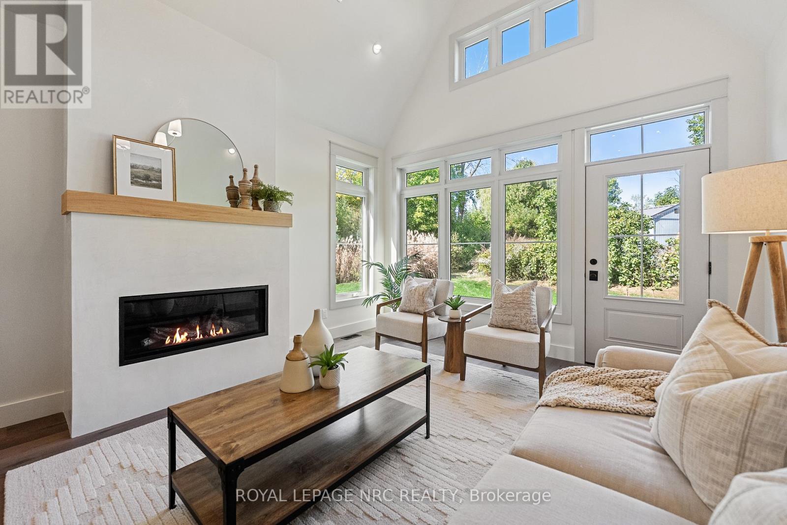 4062 Glenspring Road, Fort Erie, Ontario  L0S 1B0 - Photo 9 - X12456133