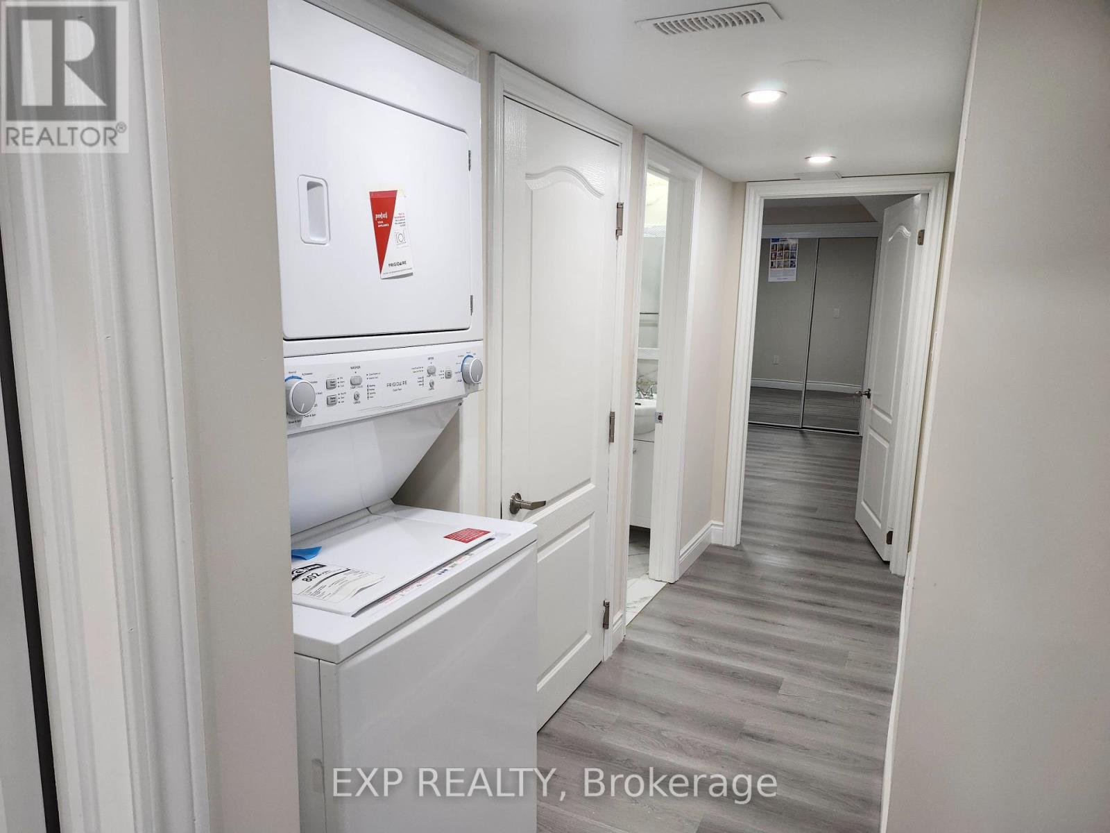 182 Esther Crescent, Thorold, Ontario  L3B 0G9 - Photo 11 - X12456364