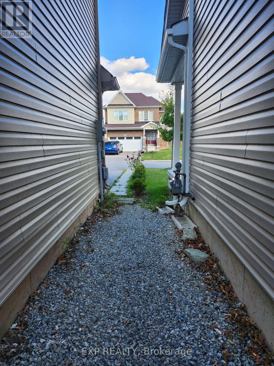 182 Esther Crescent, Thorold, Ontario  L3B 0G9 - Photo 14 - X12456364