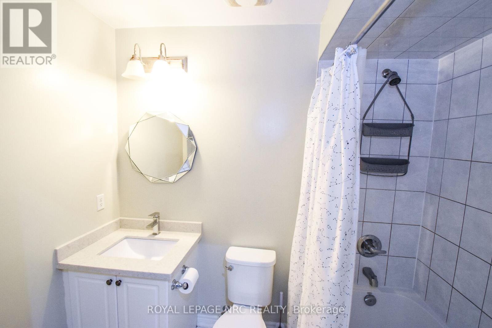 4343 Chemonda Street, Niagara Falls, Ontario  L2G 0E0 - Photo 30 - X12457102