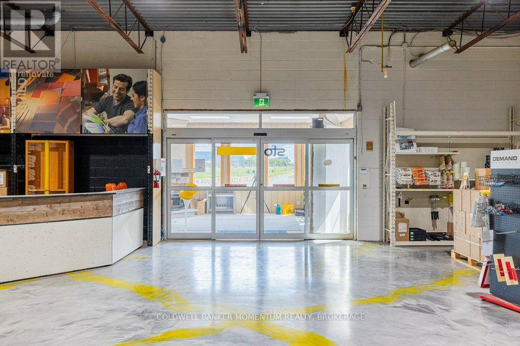 95 Ormond Street S, Thorold, Ontario  L2V 3G2 - Photo 10 - X12457771