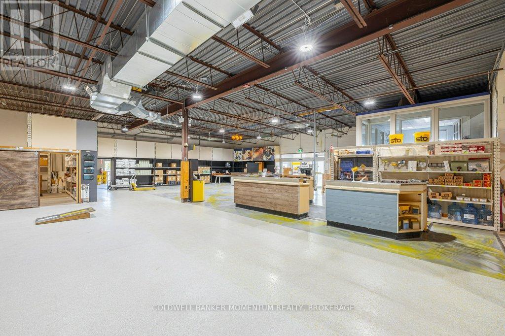 95 Ormond Street S, Thorold, Ontario  L2V 3G2 - Photo 15 - X12457771