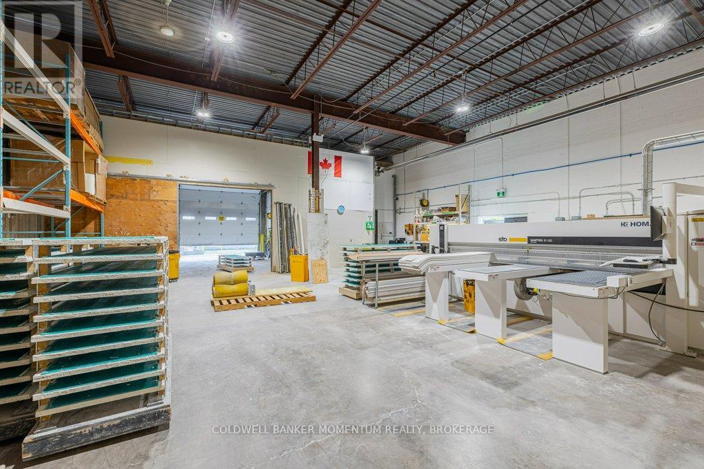 95 Ormond Street S, Thorold, Ontario  L2V 3G2 - Photo 24 - X12457771