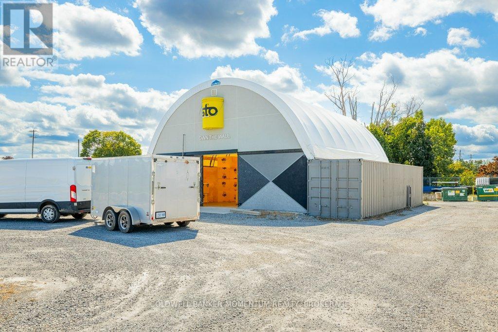 95 Ormond Street S, Thorold, Ontario  L2V 3G2 - Photo 33 - X12457771