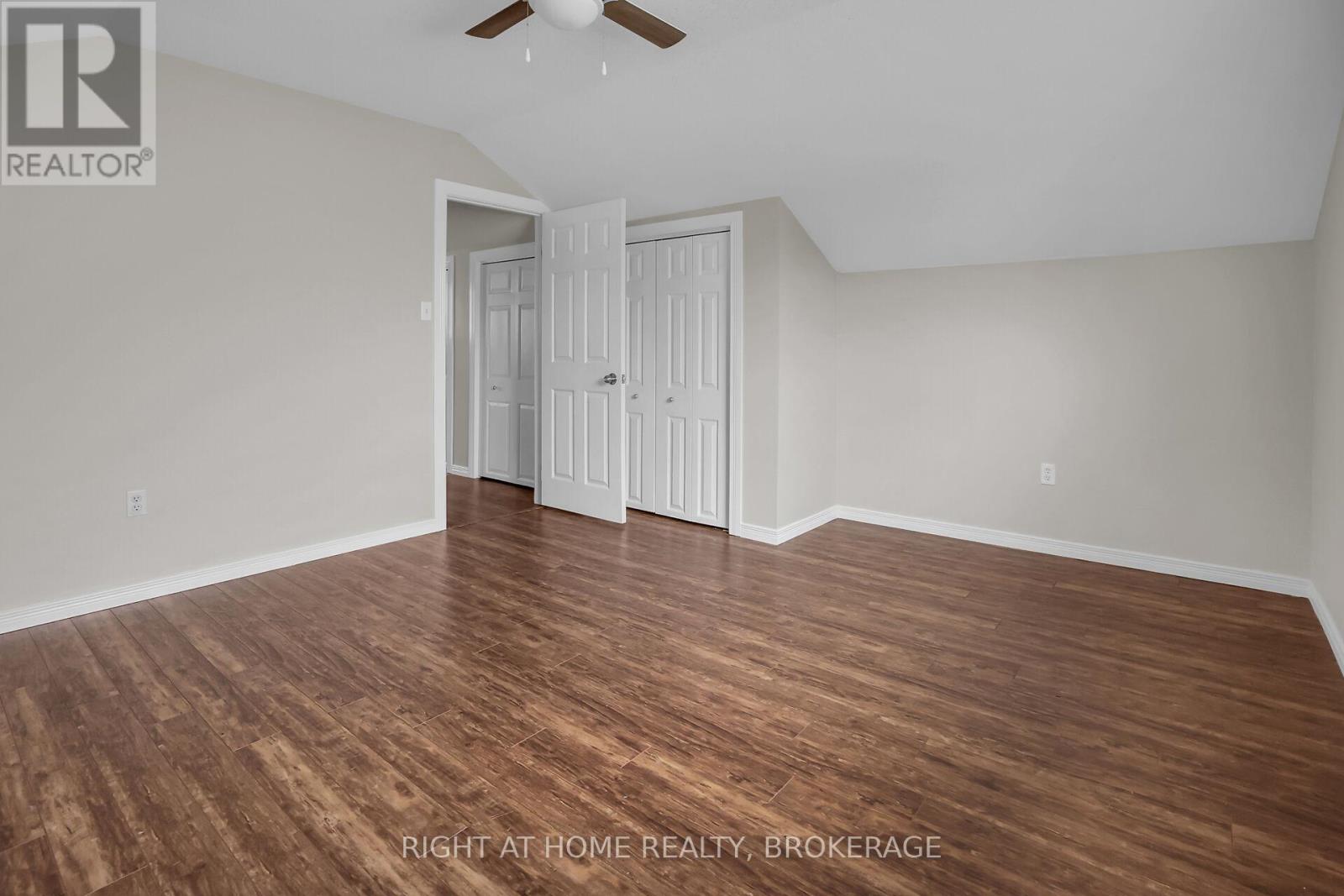 4432 Dennis Avenue, Lincoln, Ontario  L0R 1B5 - Photo 15 - X12458051