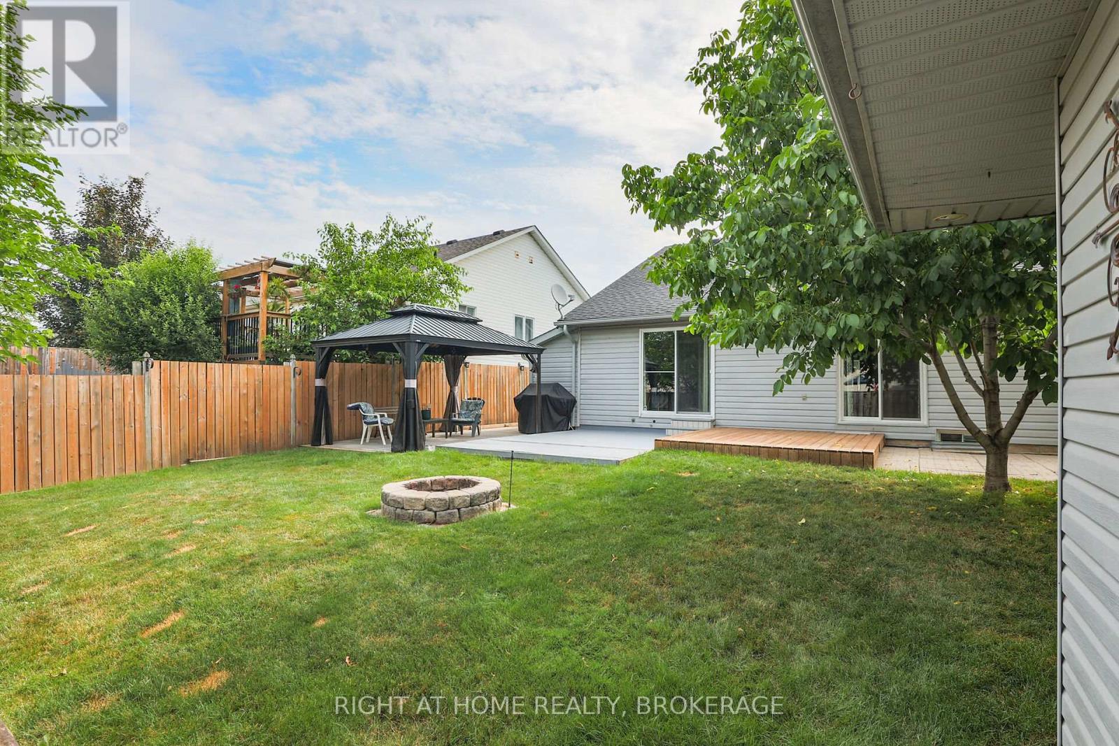 4432 Dennis Avenue, Lincoln, Ontario  L0R 1B5 - Photo 34 - X12458051